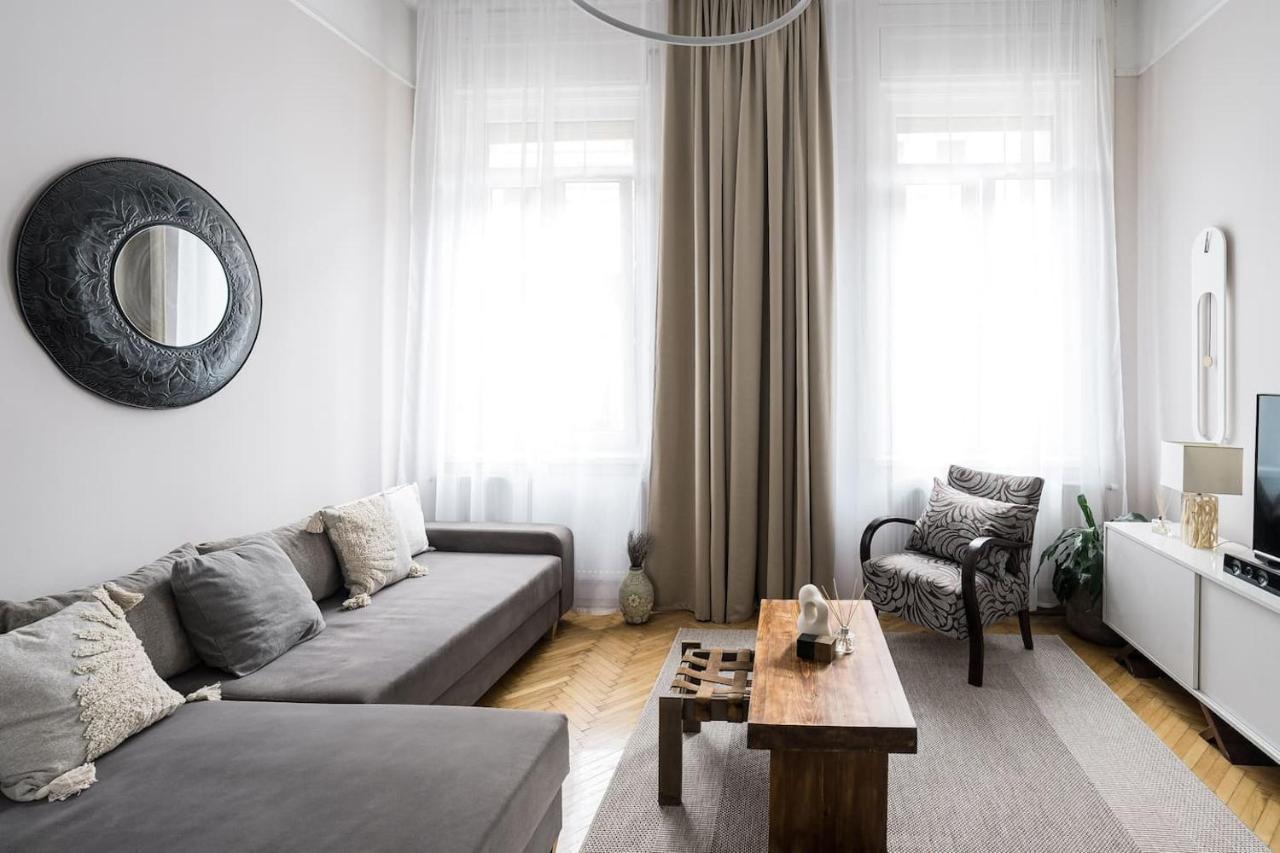 Appartamento Sunrise Lounge Corvin 63M2 Ac Budapest Esterno foto