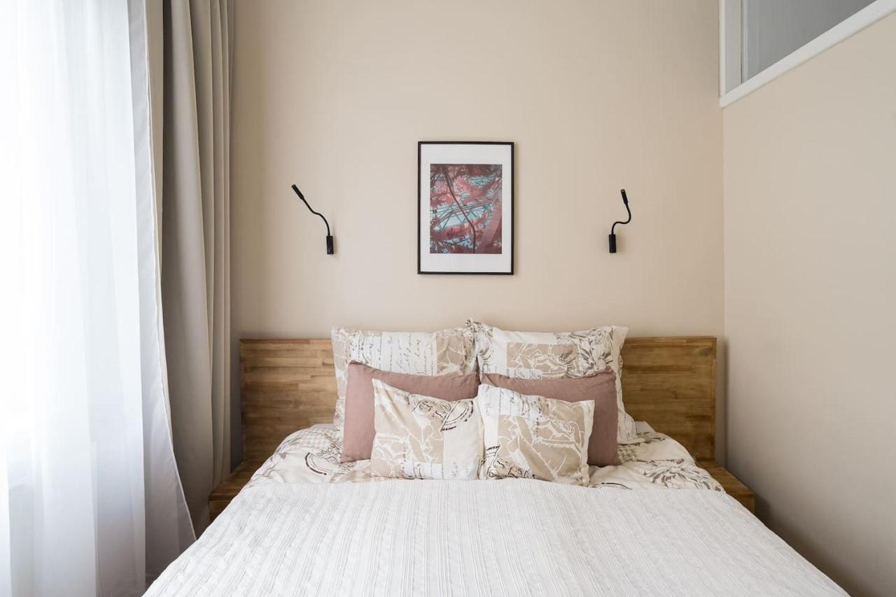 Appartamento Sunrise Lounge Corvin 63M2 Ac Budapest Esterno foto