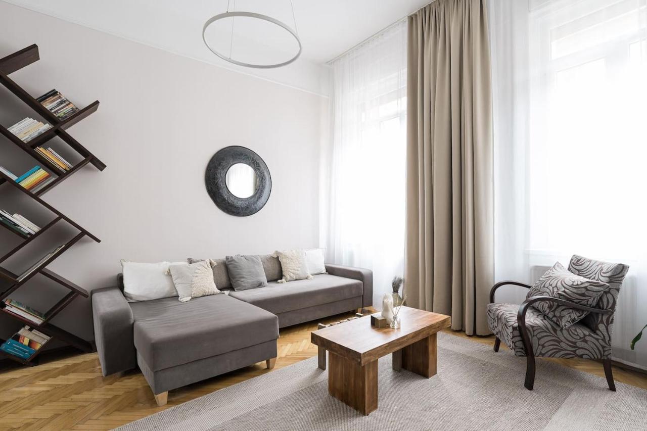 Appartamento Sunrise Lounge Corvin 63M2 Ac Budapest Esterno foto