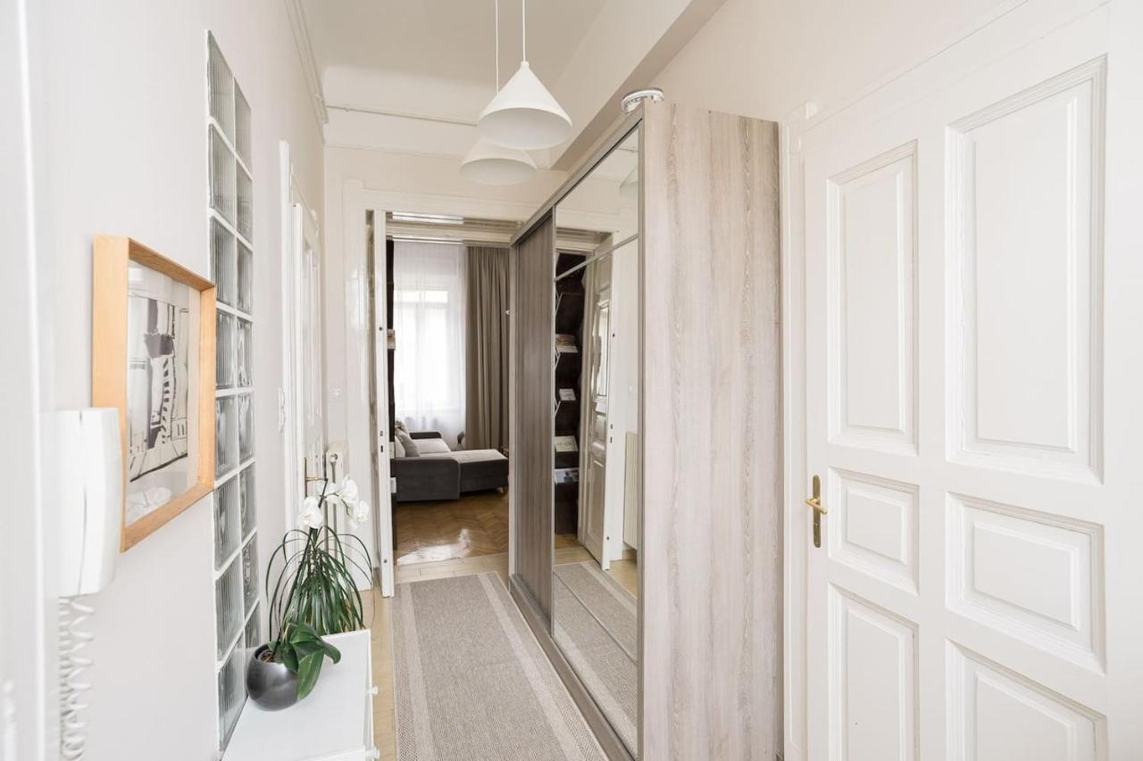 Appartamento Sunrise Lounge Corvin 63M2 Ac Budapest Esterno foto
